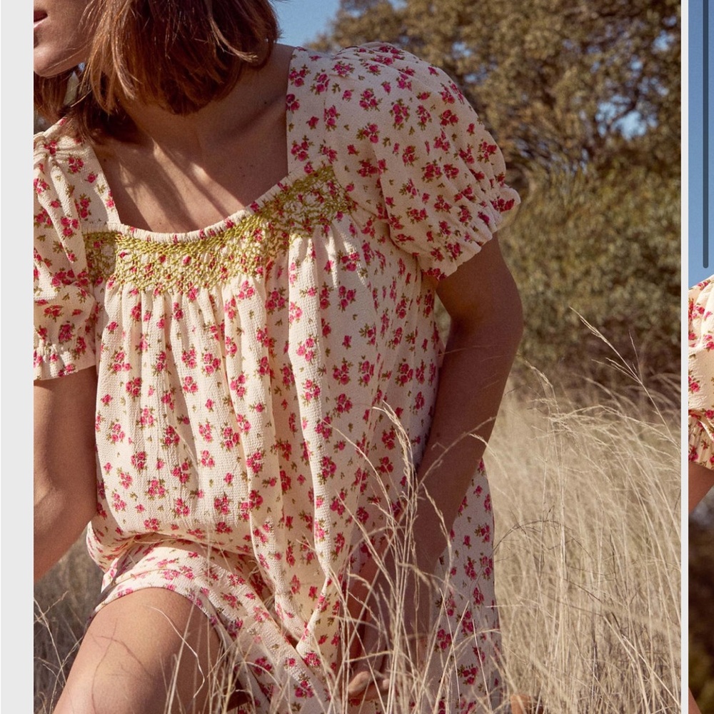 Sonmer Shortsleeve Midi Floral Print Dress with Hand Embroidery Detail